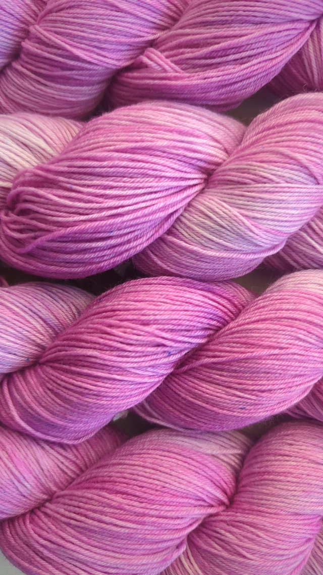 Multi Talented 4ply Pink Belle 100g/400m