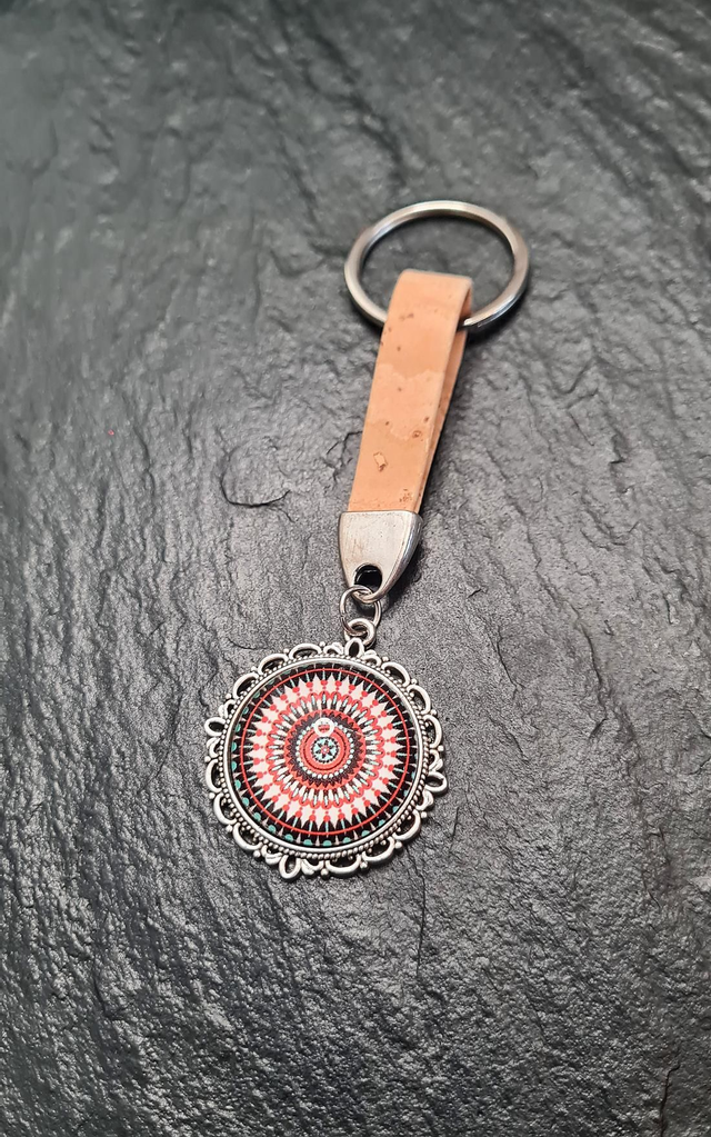 Porte-clés en liège plat naturel et cabochon n°3