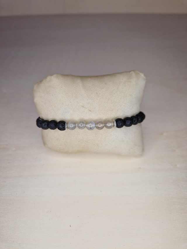 Lave, Labradorite / 010