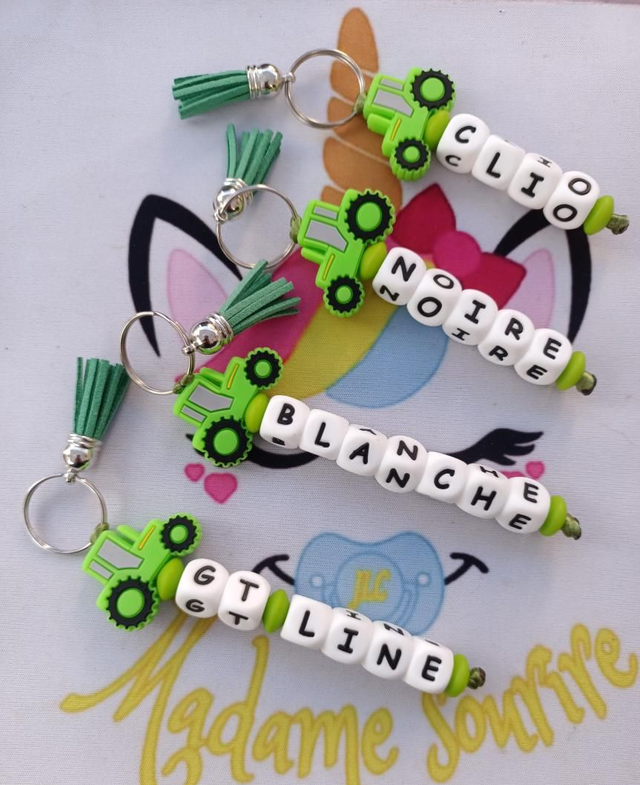 4 Porte clés 1 branche Tracteur