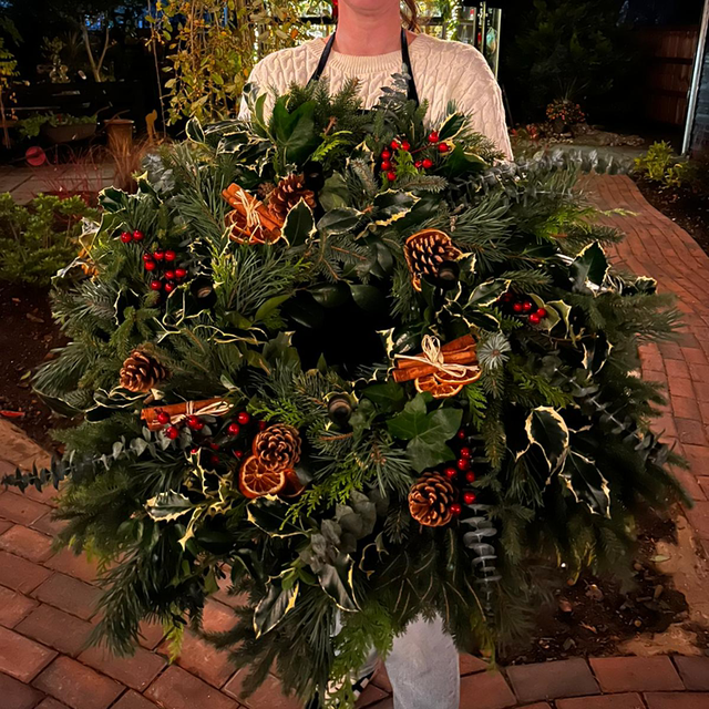 Wreath Making Workshop - Monday 1st Dec 6.30pm to 8.30pm - St Helens Church, Crosby.