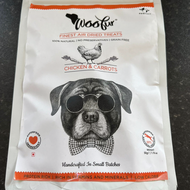 Woofur Air Dried Chicken and Carrots
