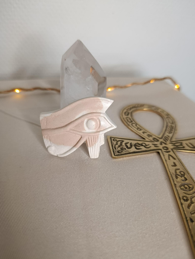 Amulette Oeil d&#039;Horus Oudjat - blanc/Saumon