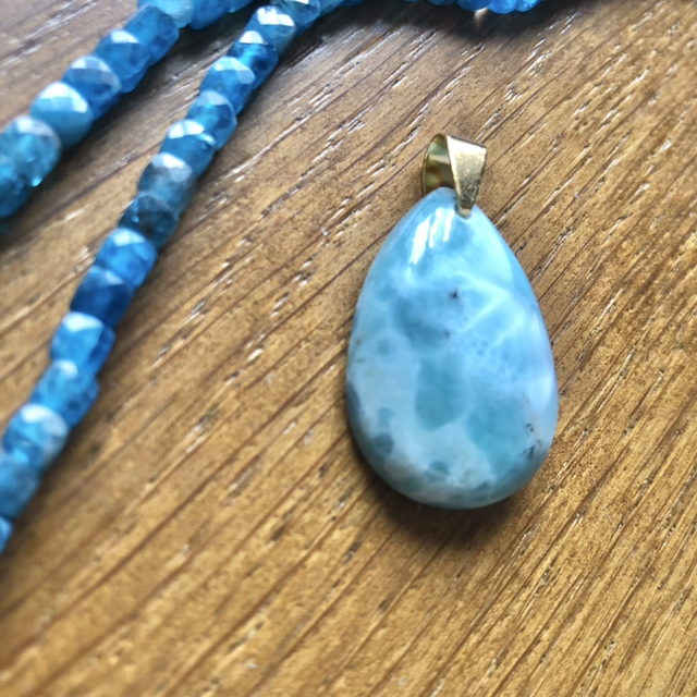 Pendentif Larimar AA