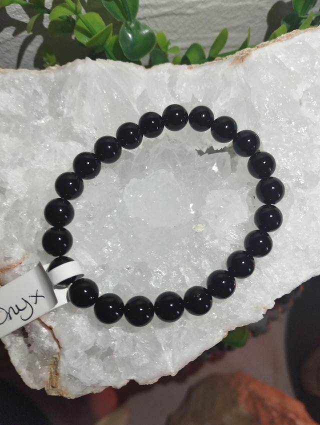 Bracelet Onyx noire 8mm