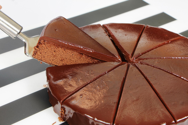 Sachertorte (ganze Torte)