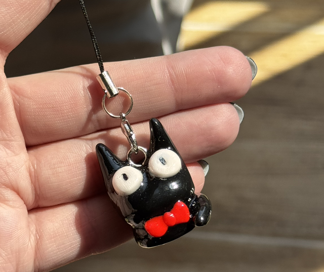 Jiji 🐈‍⬛ - zawieszka