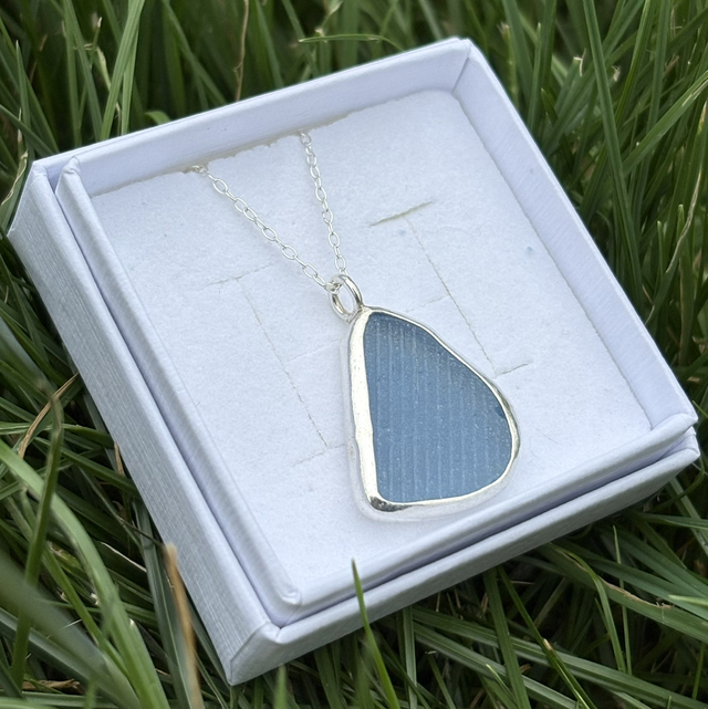 Blue Patterned Seaglass & Recycled Silver Necklace 