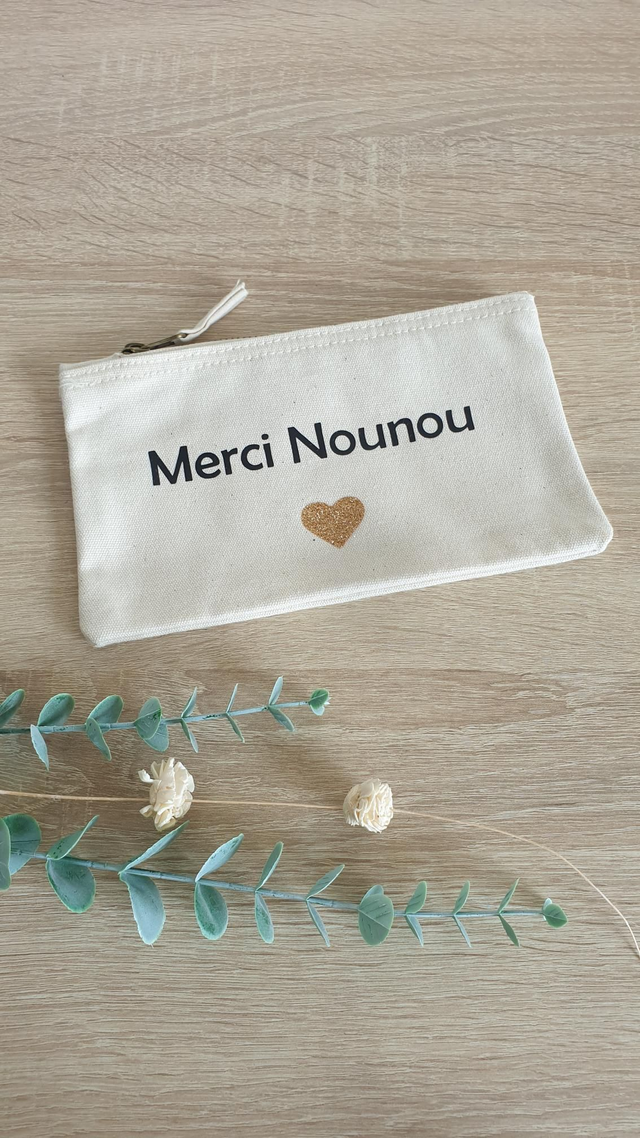 Trousse écru Merci Nounou