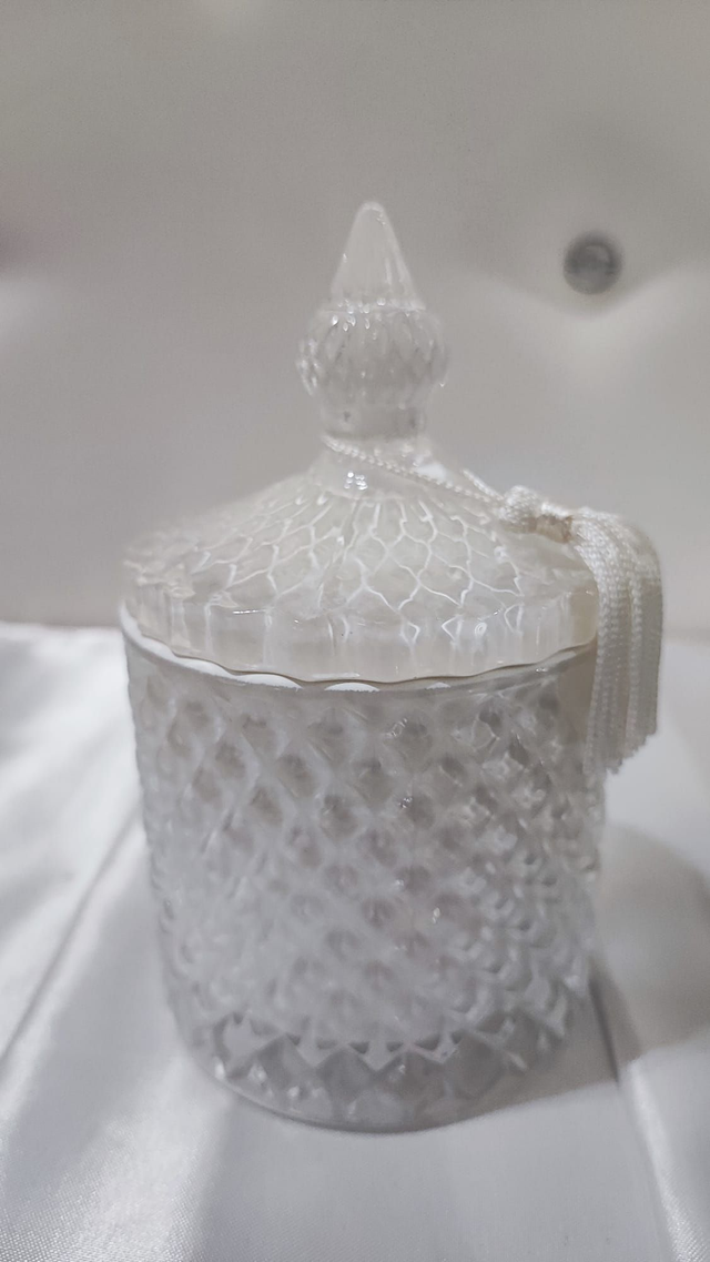 Potiche profumata con nappina