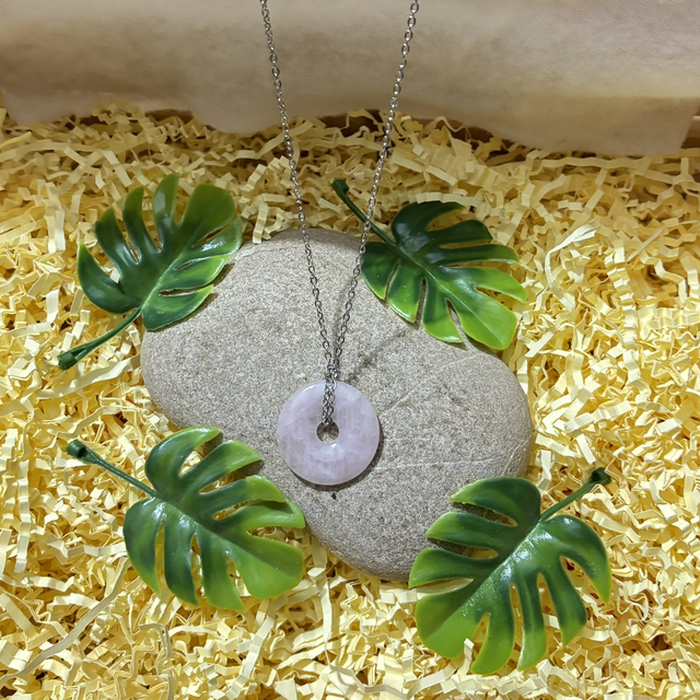 COLLIER QUARTZ ROSE DONUTS