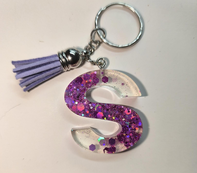 Porte clés initiale "S" rose pailletté holographique 