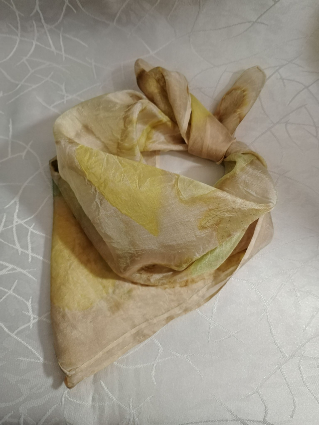Selyemkendő (világosrózsaszín, kicsi)