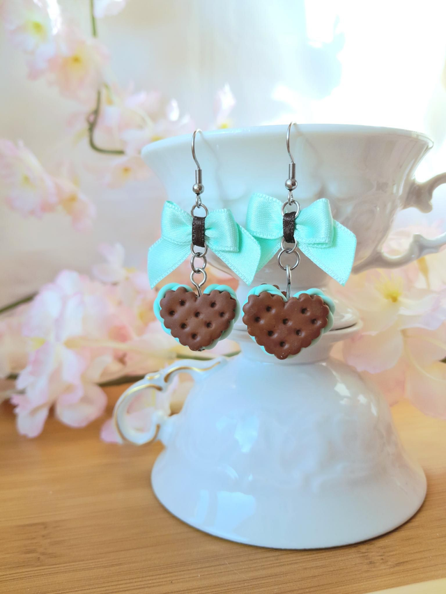 Keksikorvakorut - Minttusuklaa