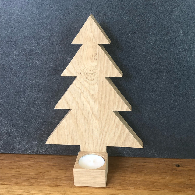Tannenbaum mit Teelicht 