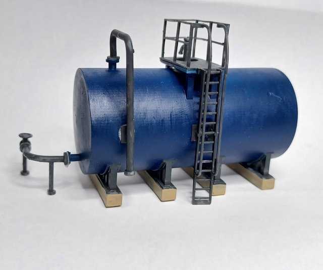 Fuel tank - 4mm scale / 00
