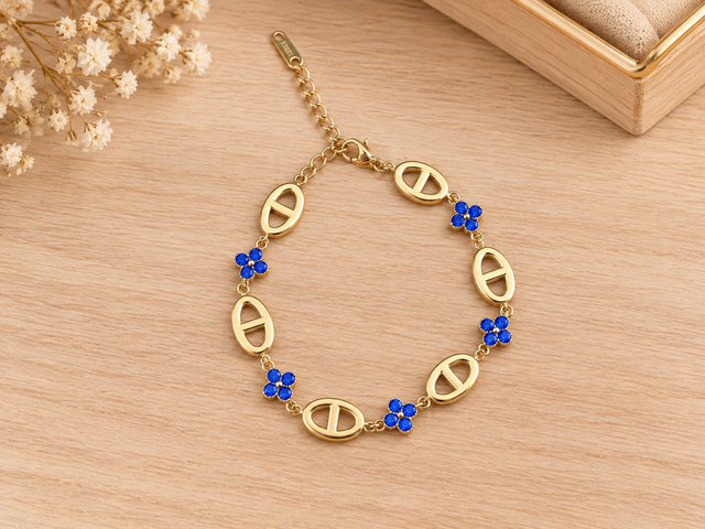 Bracelet maille marine et fleurs bleues