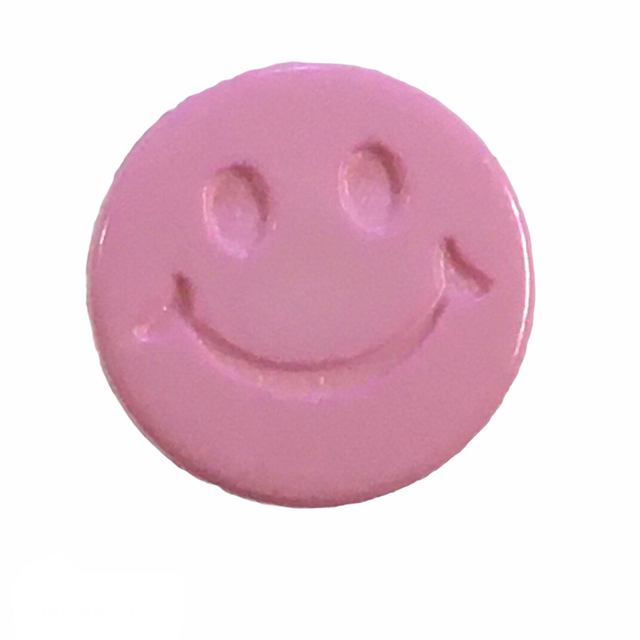 Smiley face button pink