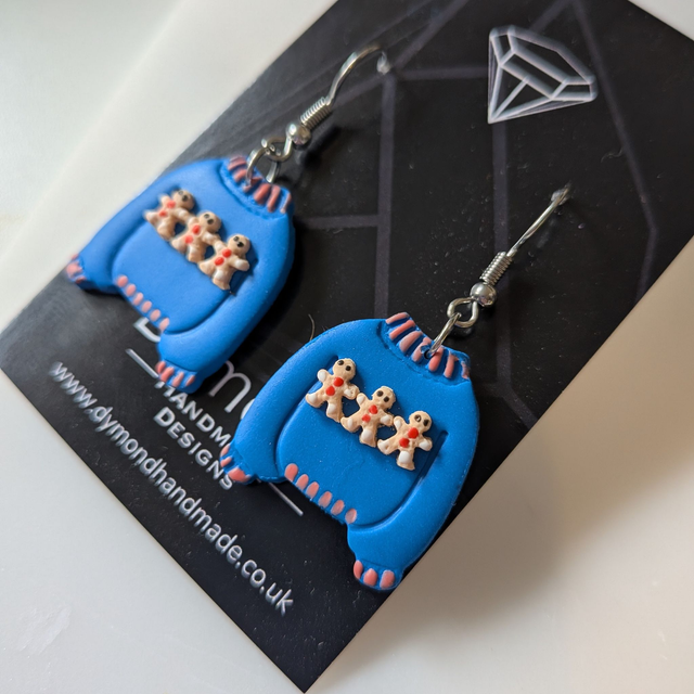  Christmas Sweater - gingerbread men dangle earrings