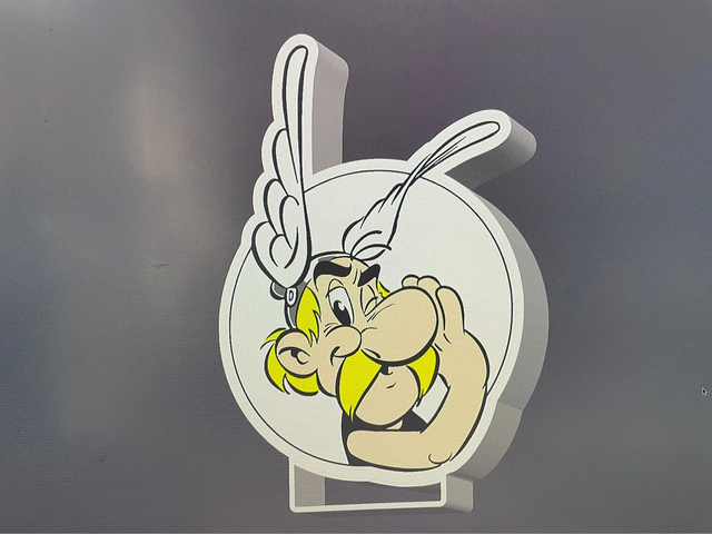 Lampe LED Astérix – Icône BD française