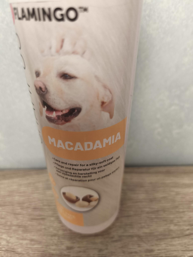 Flamingo shampooing  macadania tout type de pelage 