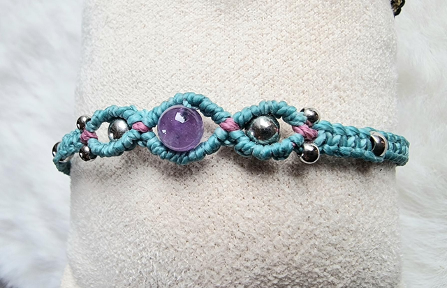 Bracelet macramé turquoise et améthyste 