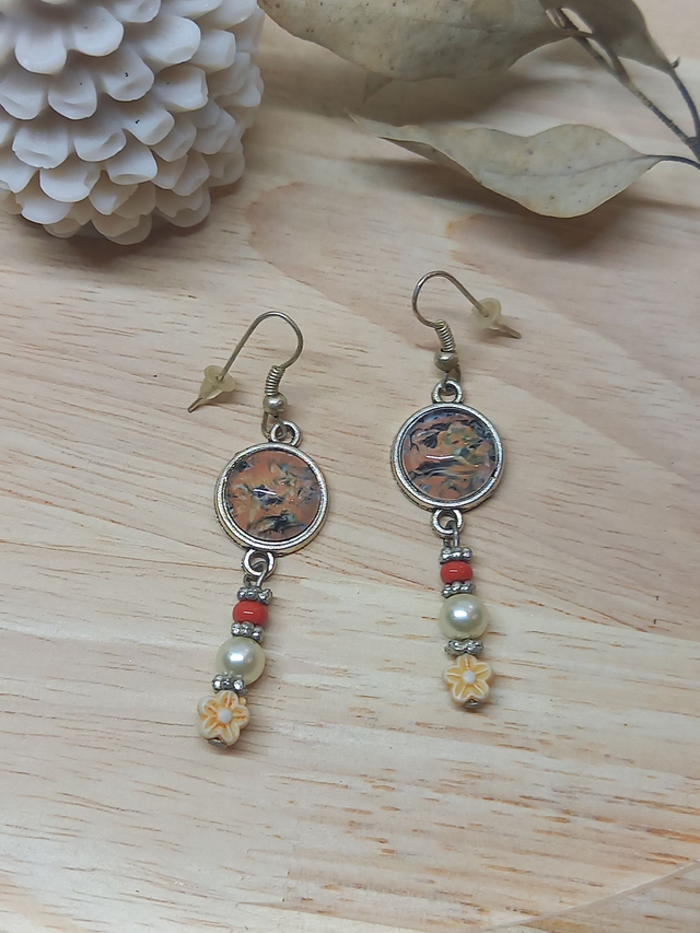 Boucles d&#039;oreilles Cabochon orange - pendant différentes perles orange