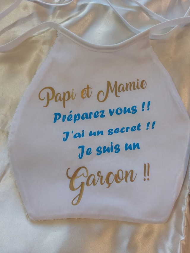 Bavoir personnalisé fait main