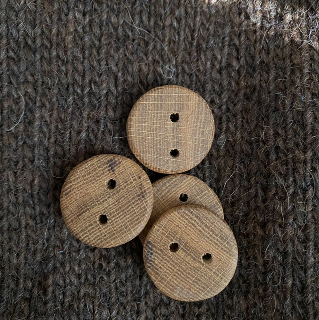 Tammi napit n. 2,5 cm (4 kpl)