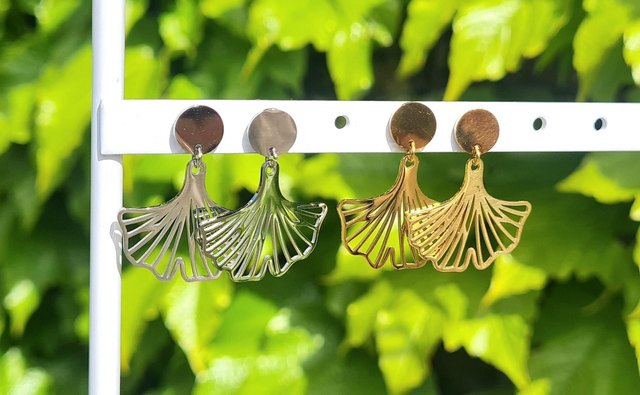 Clous d'oreilles (clous) "Dream" en acier inoxydable or ou argent avec feuilles de ginkgo 
