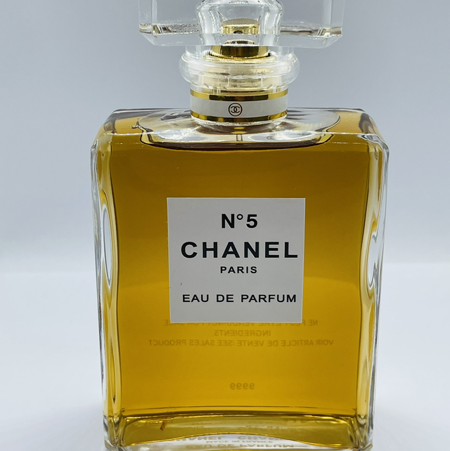 CHANEL No.5 (factory sealed + security tag)