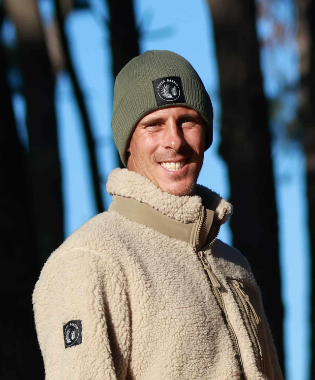 BONNET EN COTON BIO VERT OLIVE