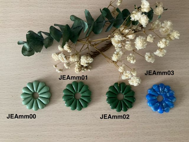 Pampilles interchangeables JEANNE 25mm en pâte polymère et résine UV ,divers coloris ; vendues par paire INTERDITES AUX MOINS DE 6 ANS