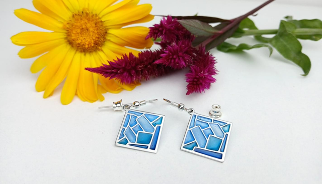 '' Dans ma Ville '' - Boucles d'oreilles en émail plique à jour sur argent 