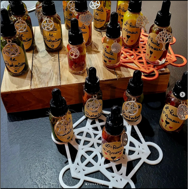 Huiles (protection ou amour)