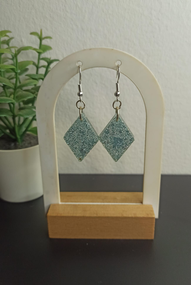 Boucle d&#039;oreille S (S07) 