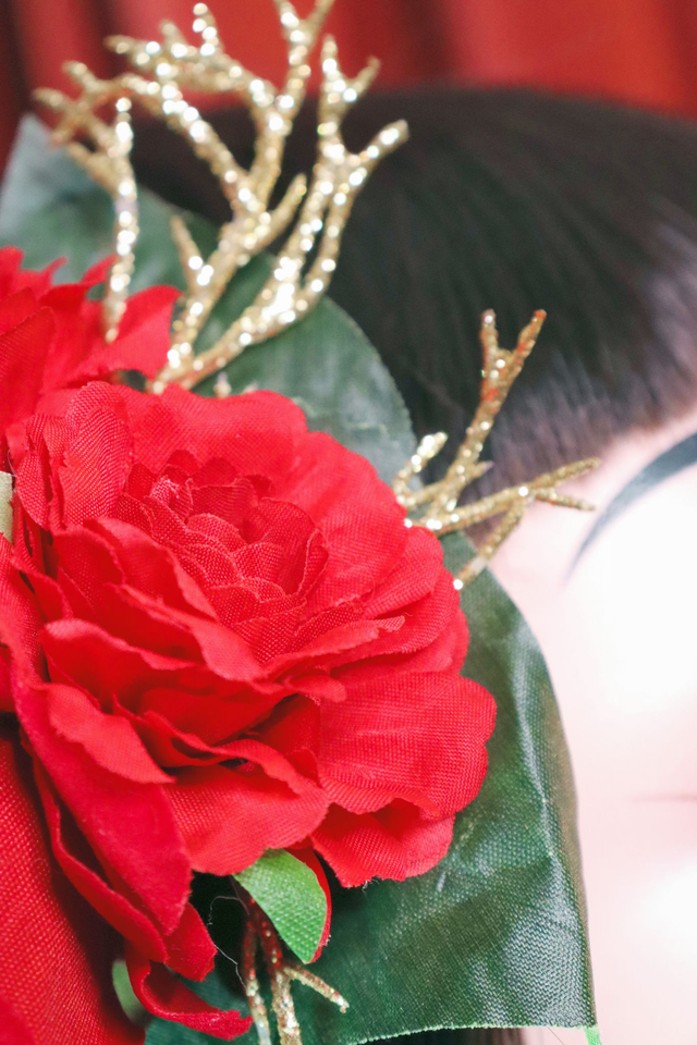 Hair flowers • M • Red & gold