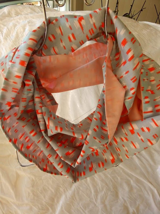 Snood d'été harmonie de bleu pâle et saumon doublé voile de coton