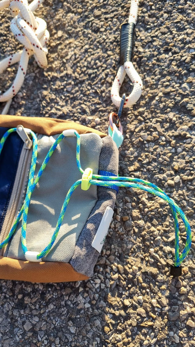 Sac upcycling dominante vert et gris