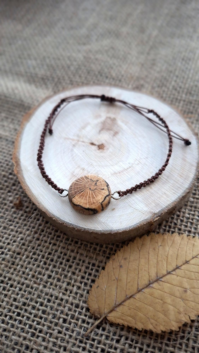 Naturarmband handgemacht mit Holzanhänger