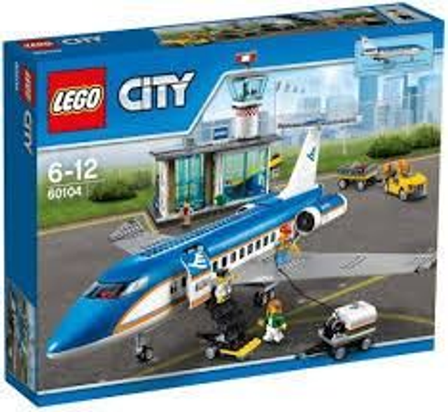 LEGO CITY- 60104