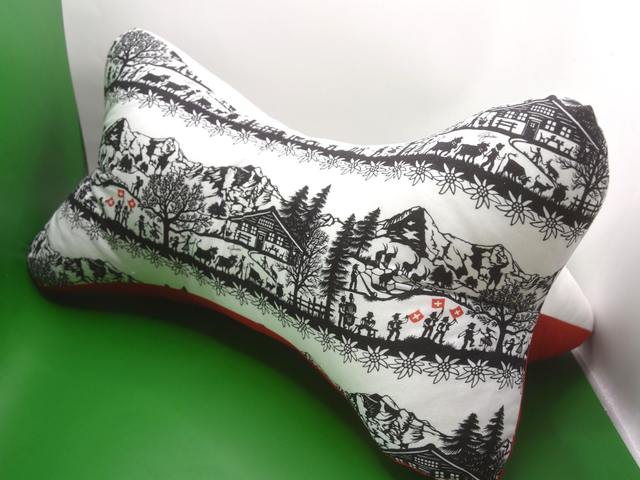 Lese- oder Nackenknochen Scherenschnitt Bergmotiv Schweiz
