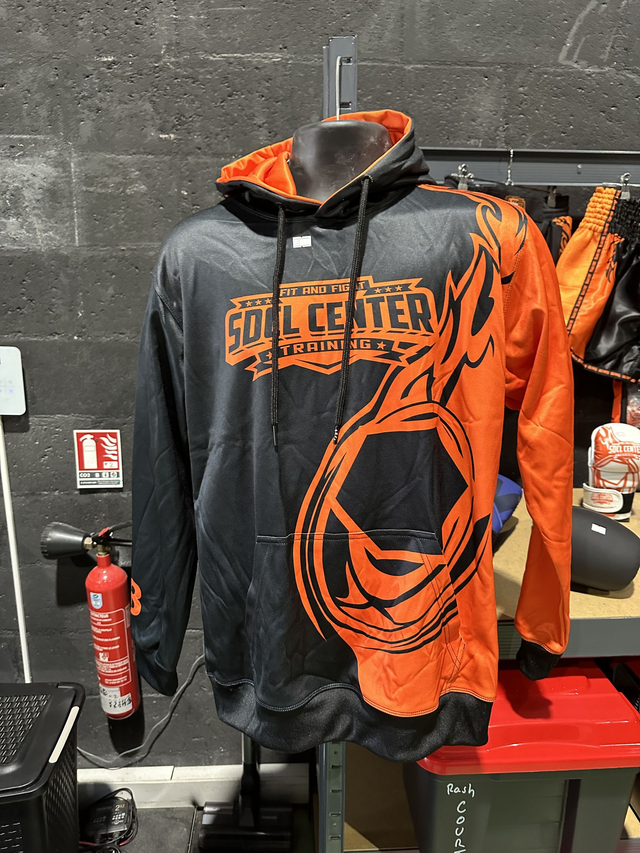 Sweat compétition orange et noir