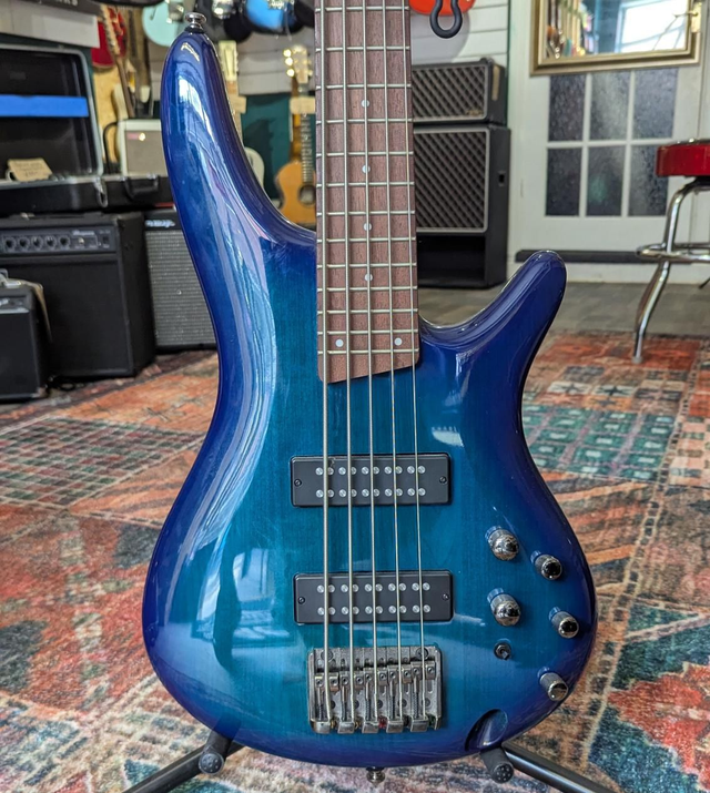 Ibanez SR375E 5 String bass