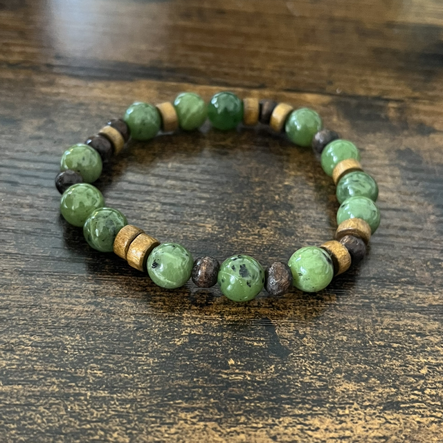 Bracelet en Jade Néphrite et Perles de bois