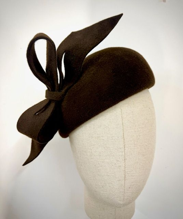 Chocolate velour beret/bow