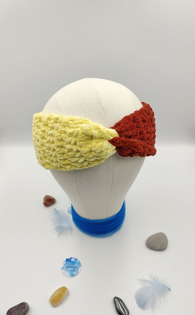 Bandeau de tête bicolore rouge ocre et jaune aspect velours fil scintillant fait au crochet