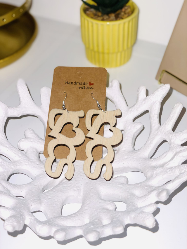 Houten Oorbellen “Locks” – Handgemaakte Statement Oorbellen met Tekst | Lichtgewicht Sieraden