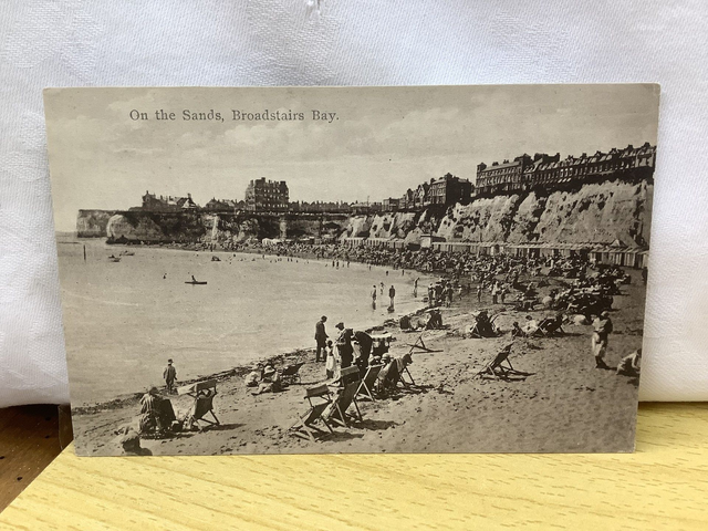 Broadstairs Bay, On The Sands, Kent, vintage unbranded postcard. Our Ref No. R568 £2.00