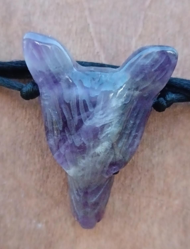 Loup en améthyste (pendentif) 